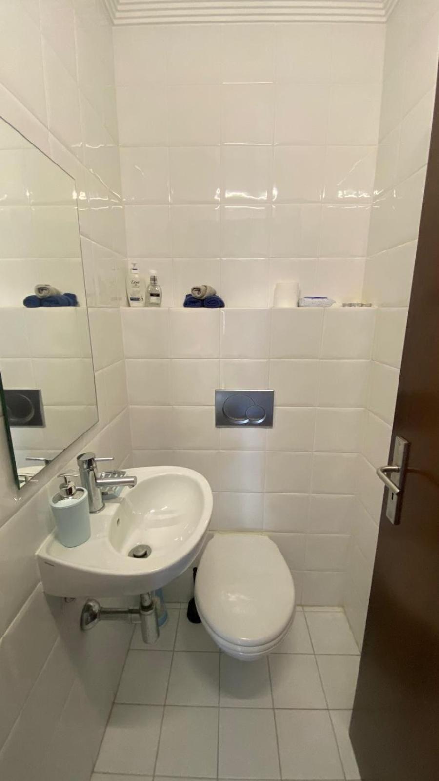 Rooms In Faro Close To Airport Exterior photo